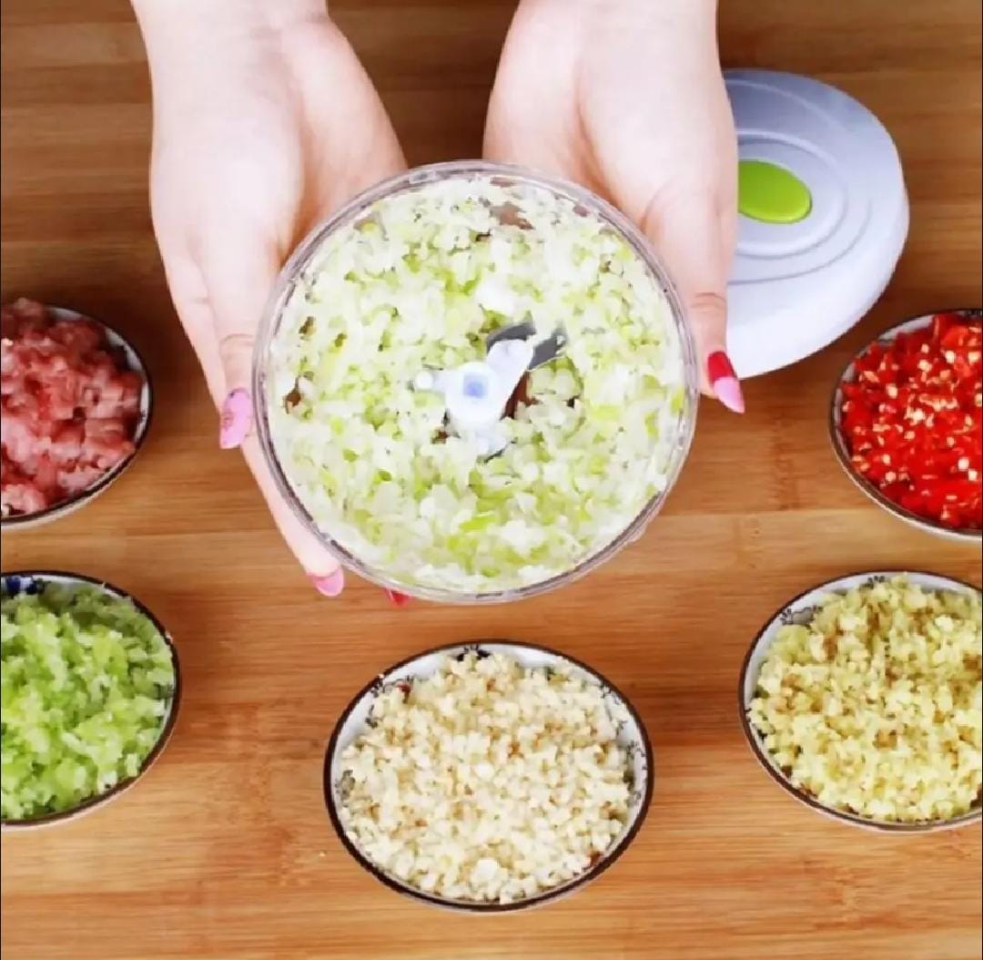 Mini Hand Pull Chopper - 3 Blade Spin Cutter Fruits And Vegetable Chopper.