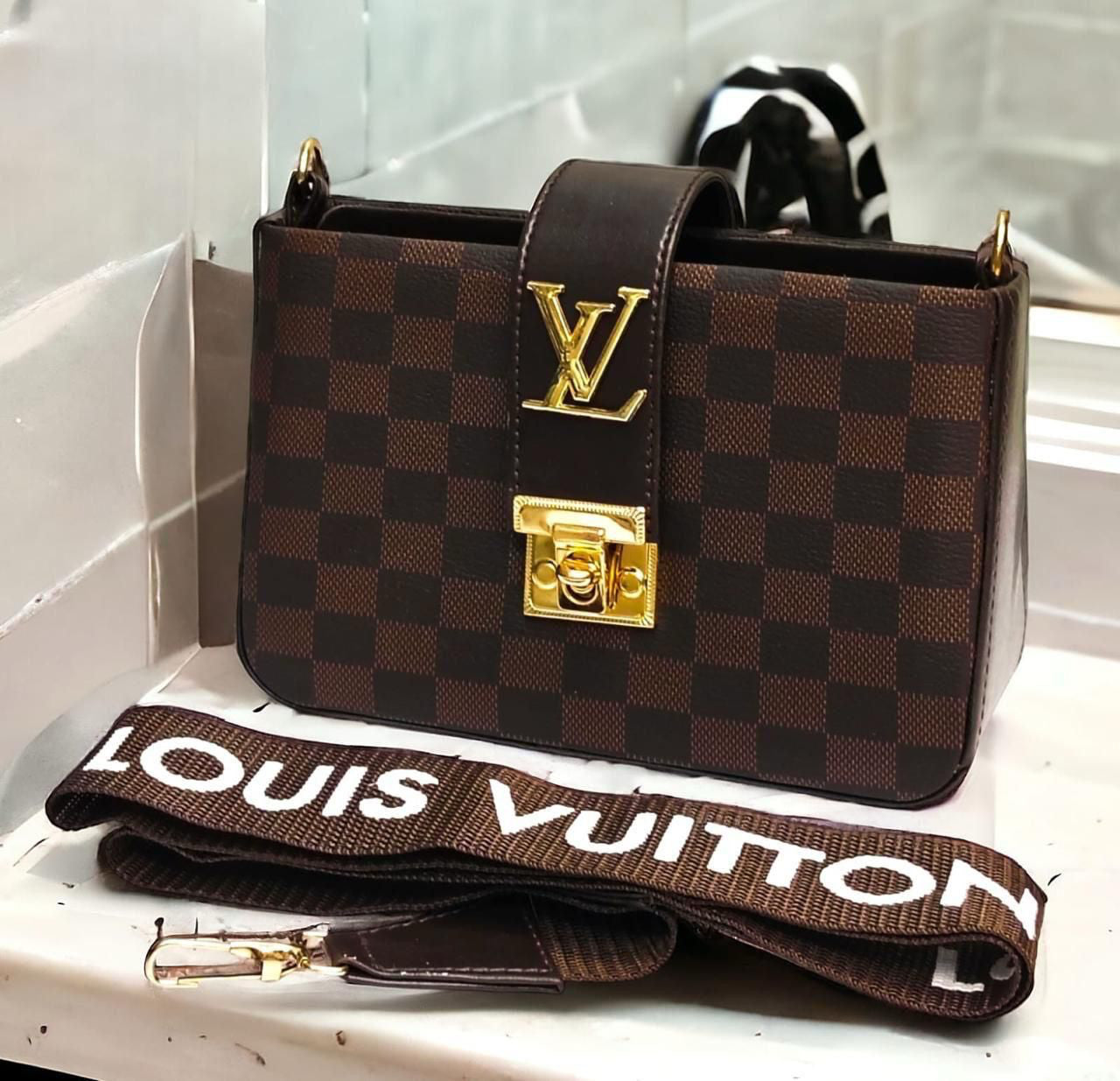 LV Cross Body Bag For Girls.