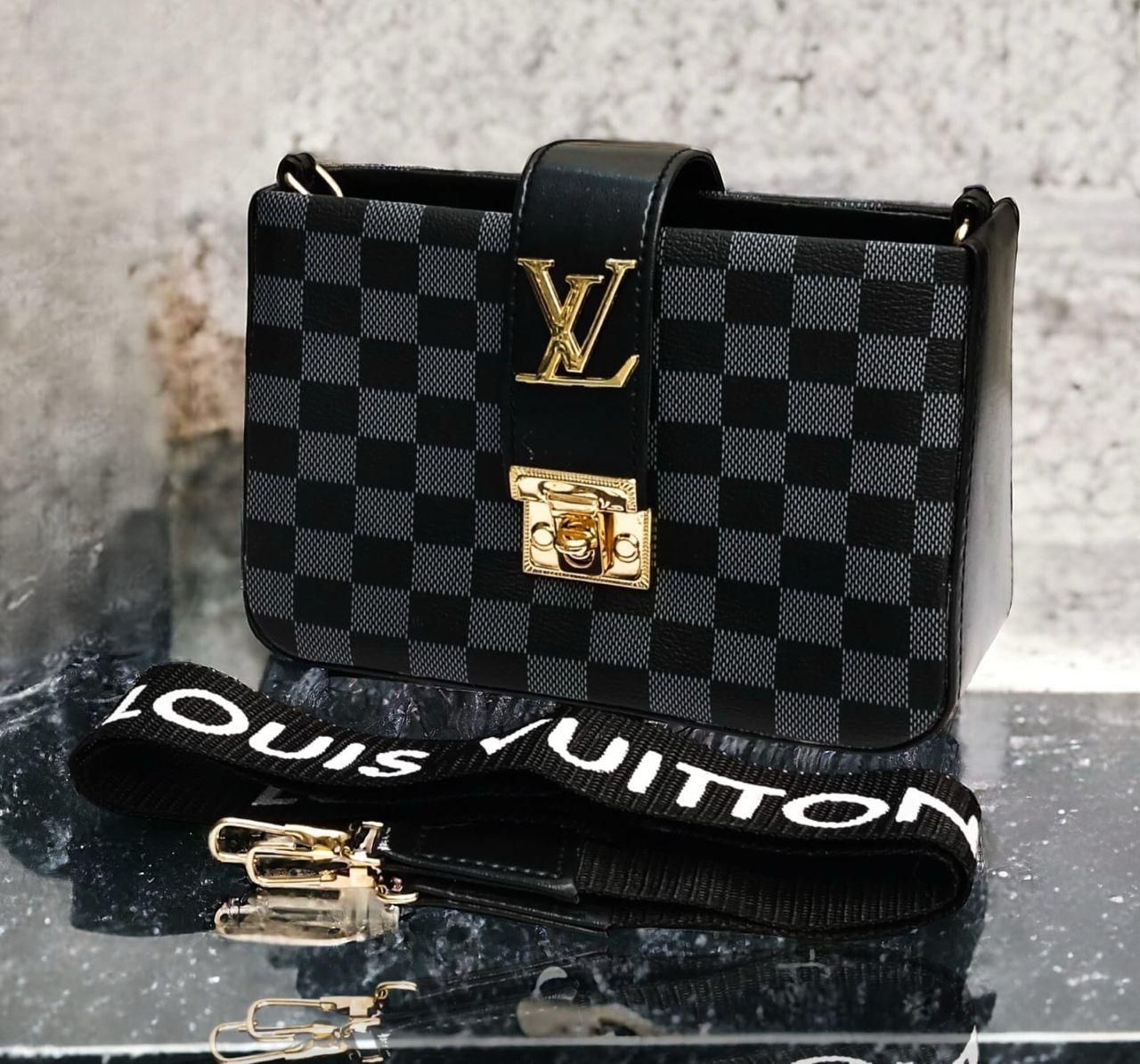 LV Cross Body Bag For Girls.